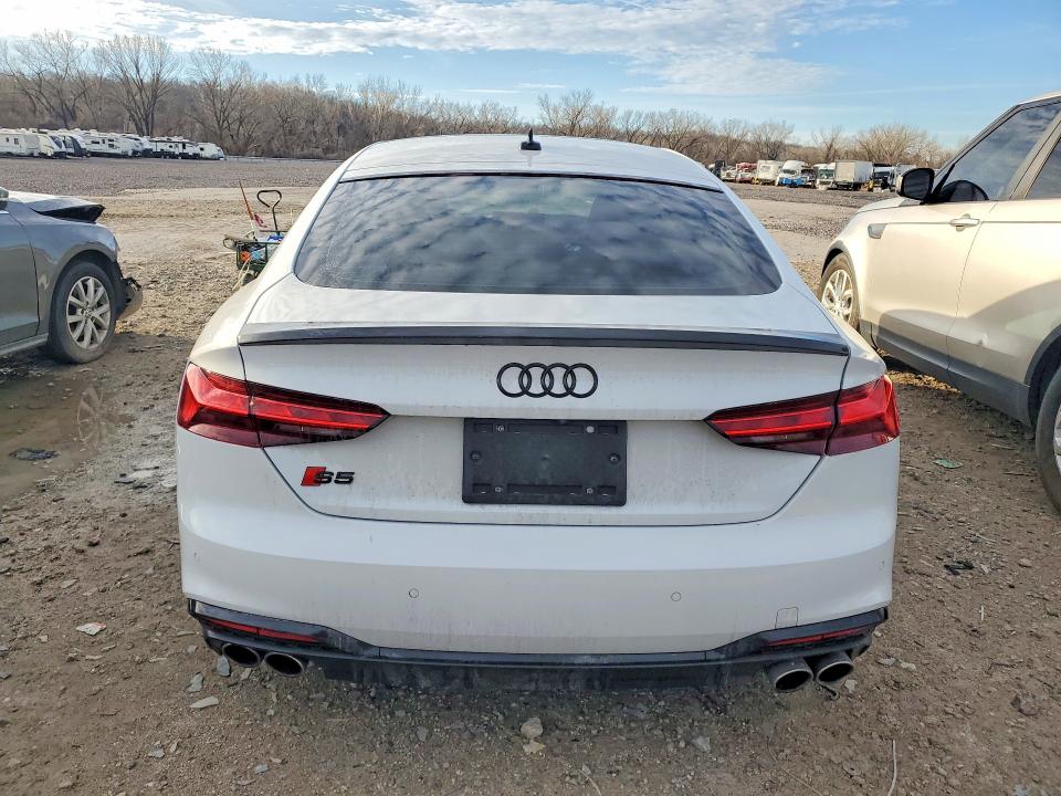 Продажа на аукционе авто 2022 Audi S5, vin: WAUB4CF52NA011646, номер лота: 77593935