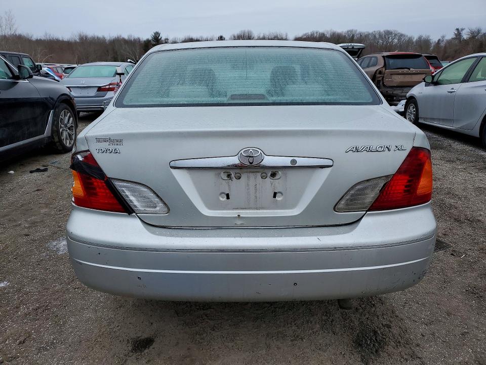 75473655 :رقم المزاد ، 4T1BF28B52U221478 vin ، 2002 Toyota Avalon مزاد بيع