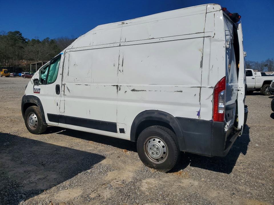 49666326 :رقم المزاد ، 3C6LRVBG4NE132534 vin ، 2022 Ram Promaster 1500 مزاد بيع