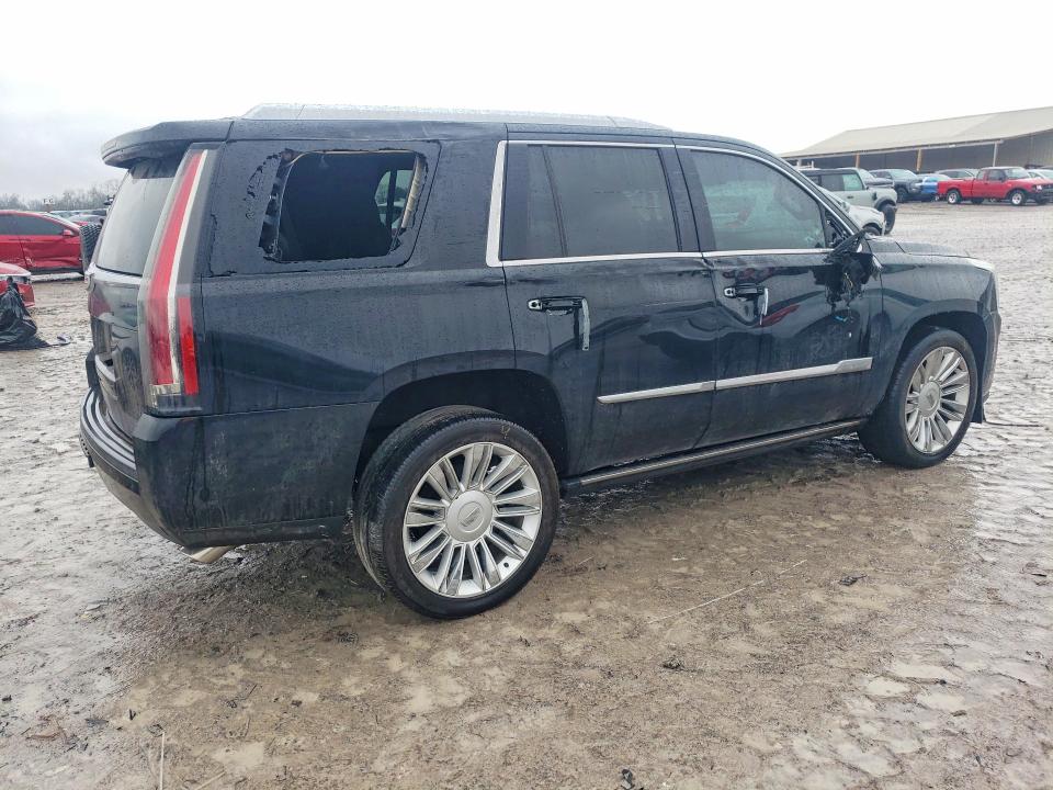 2018 Cadillac Escalade მანქანა იყიდება აუქციონზე, vin: 1GYS4DKJ4JR276926, აუქციონის ნომერი: 75627925