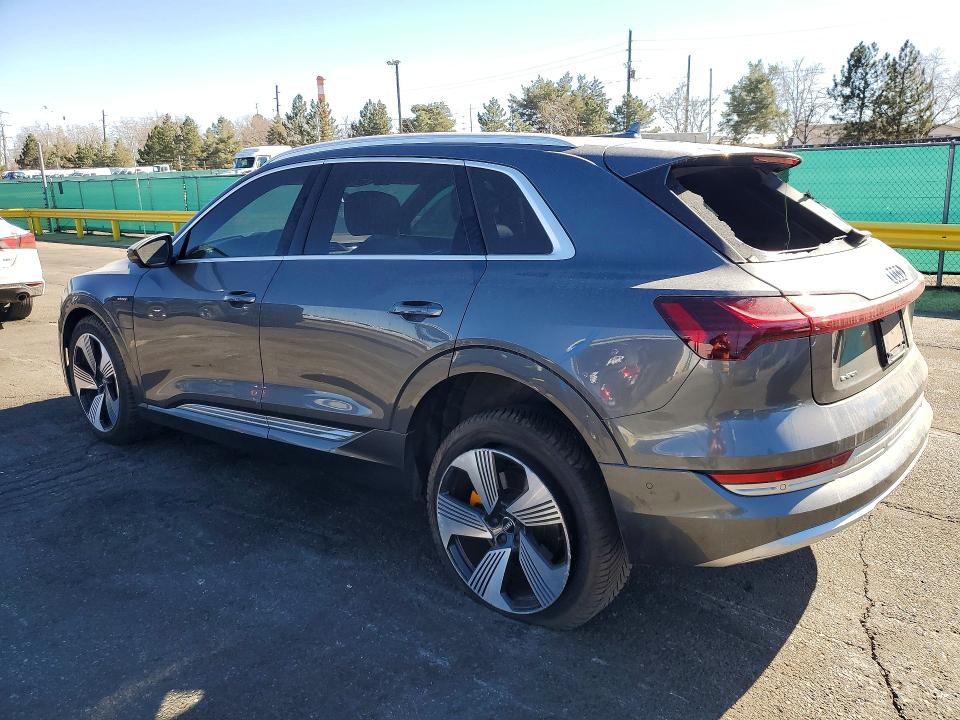 79383265 :رقم المزاد ، WA1VAAGE7KB007314 vin ، 2019 Audi E-tron مزاد بيع