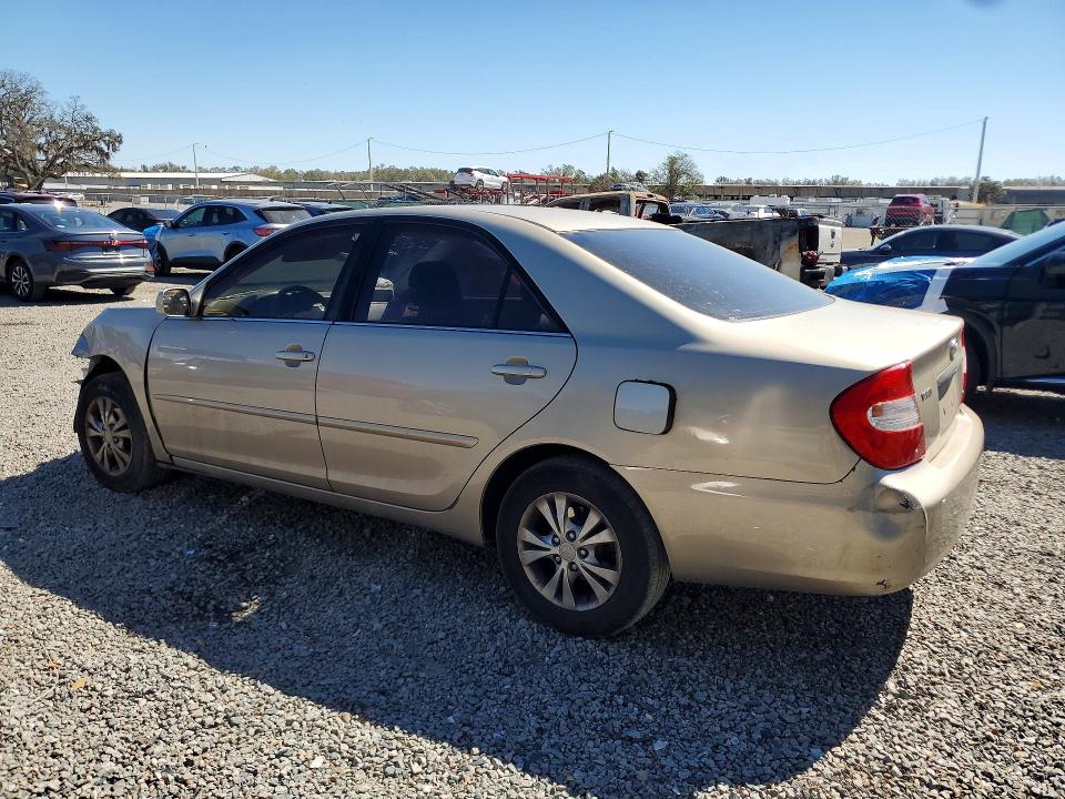 78827675 :رقم المزاد ، 4T1BF32K54U583926 vin ، 2004 Toyt Camry Automatic مزاد بيع