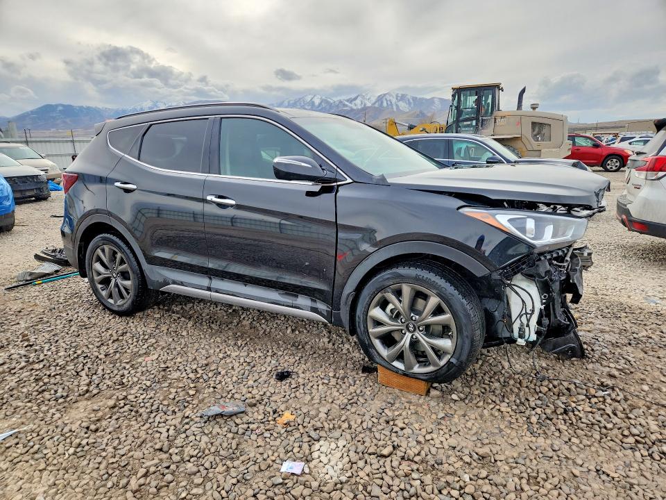 Продажа на аукционе авто 2017 Hyundai Santa Fe Sport, vin: 5NMZWDLA1HH045249, номер лота: 77218225