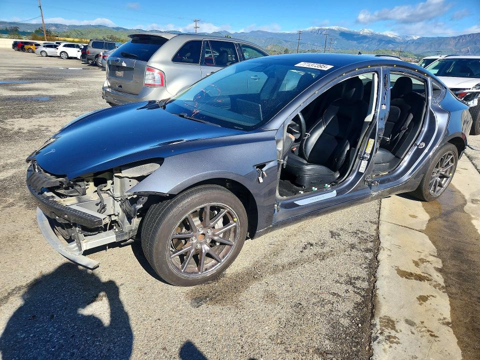 Aukcja sprzedaży 2018 Tesla Model 3, vin: 5YJ3E1EA8JF157882, numer aukcji: 77137395