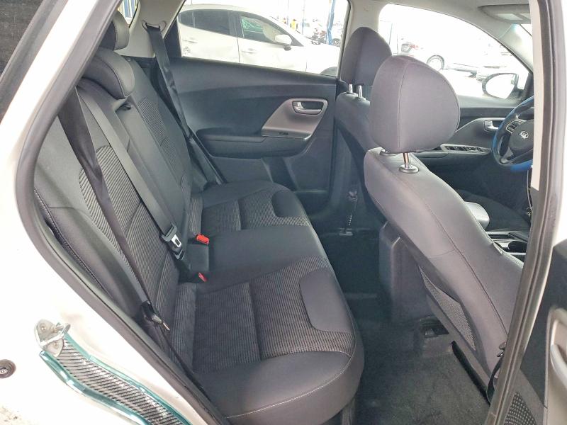 76352605 :رقم المزاد ، KNDCB3LC2K5284266 vin ، 2019 Kia Niro مزاد بيع
