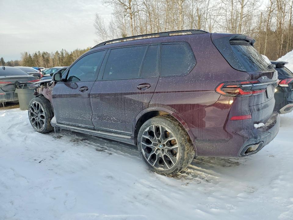 76196105 :رقم المزاد ، 5UX23EM06P9R80586 vin ، 2023 Bmw X7 مزاد بيع