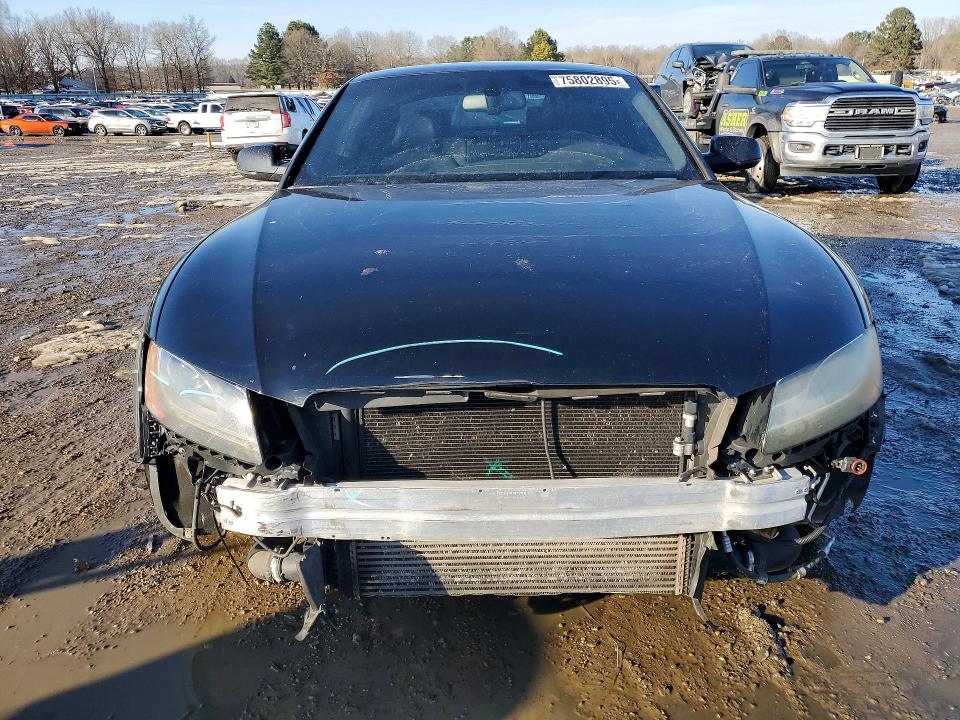 2011 Audi A5 მანქანა იყიდება აუქციონზე, vin: WAULFAFR8BA044989, აუქციონის ნომერი: 75802895