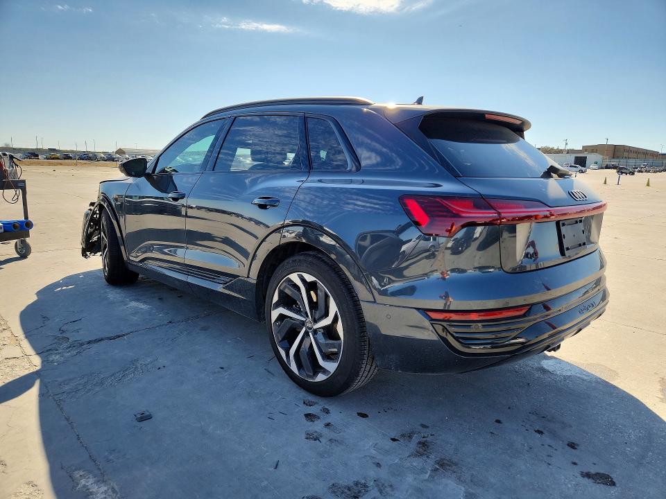 Продаж на аукціоні авто 2024 Audi Q8 E-tron, vin: WA15AAGEXRB064097, номер лоту: 79461675
