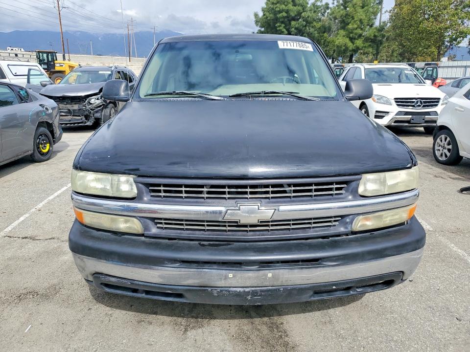 77177885 :رقم المزاد ، 2GCEC19V811186099 vin ، 2001 Chevrolet Silverado مزاد بيع