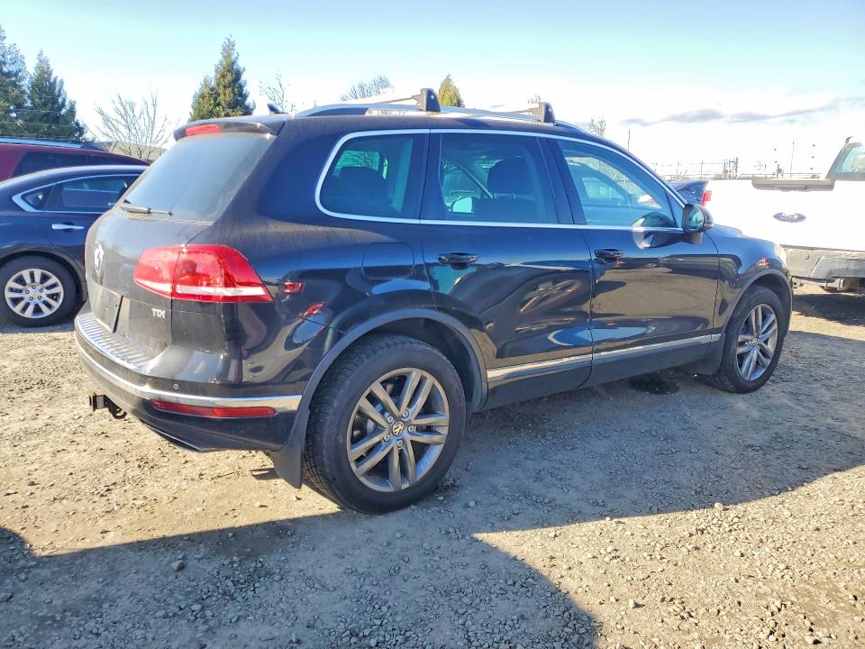 76841065 :رقم المزاد ، WVGEP9BP7GD005761 vin ، 2016 Volkswagen Touareg مزاد بيع