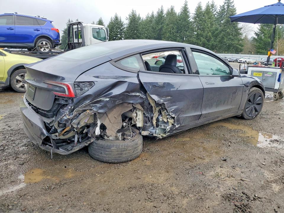 76006055 :رقم المزاد ، 5YJ3E1EA9RF866638 vin ، 2024 Tesla Model 3 مزاد بيع