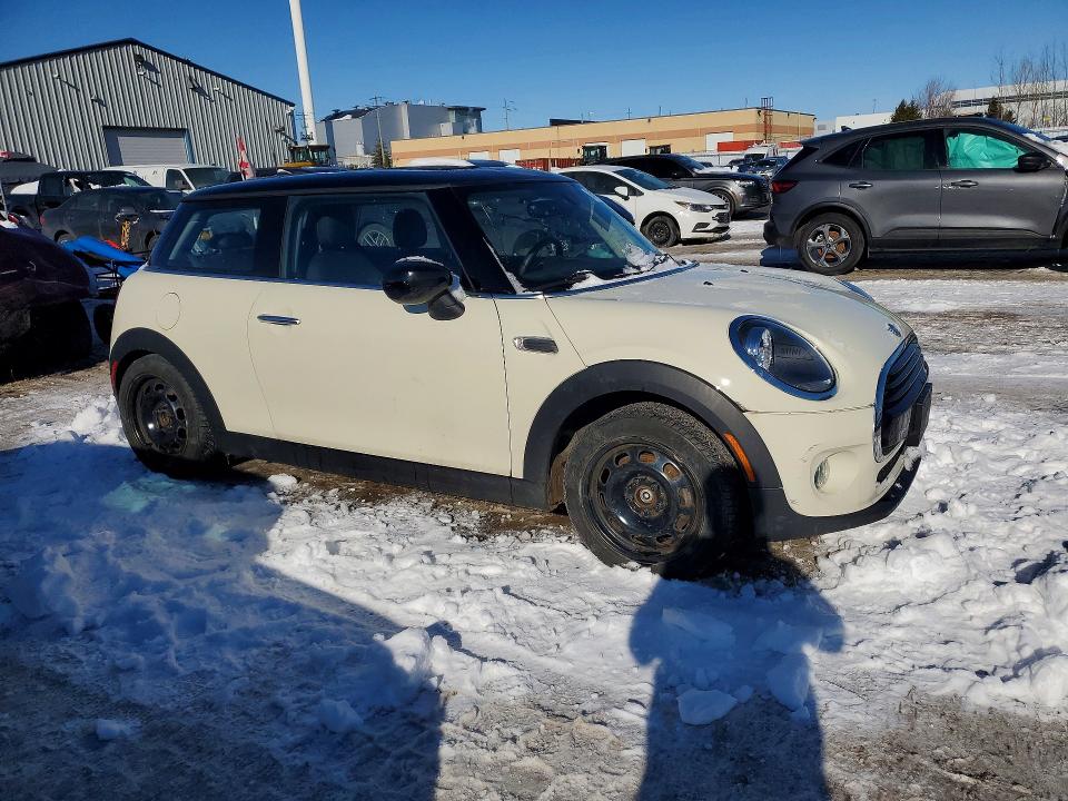 74095275 :رقم المزاد ، WMWXR3C00M2N00278 vin ، 2021 Mini Cooper مزاد بيع