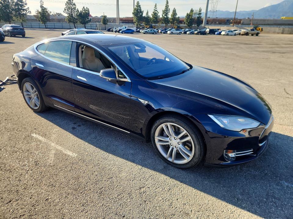 Aukcja sprzedaży 2015 Tesla Model S, vin: 5YJSA1H22FFP76917, numer aukcji: 76621115