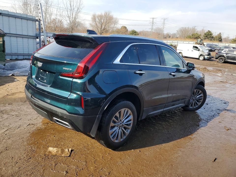 76494985 :رقم المزاد ، 1GYFZDR41RF122240 vin ، 2024 Cadillac Xt4 مزاد بيع