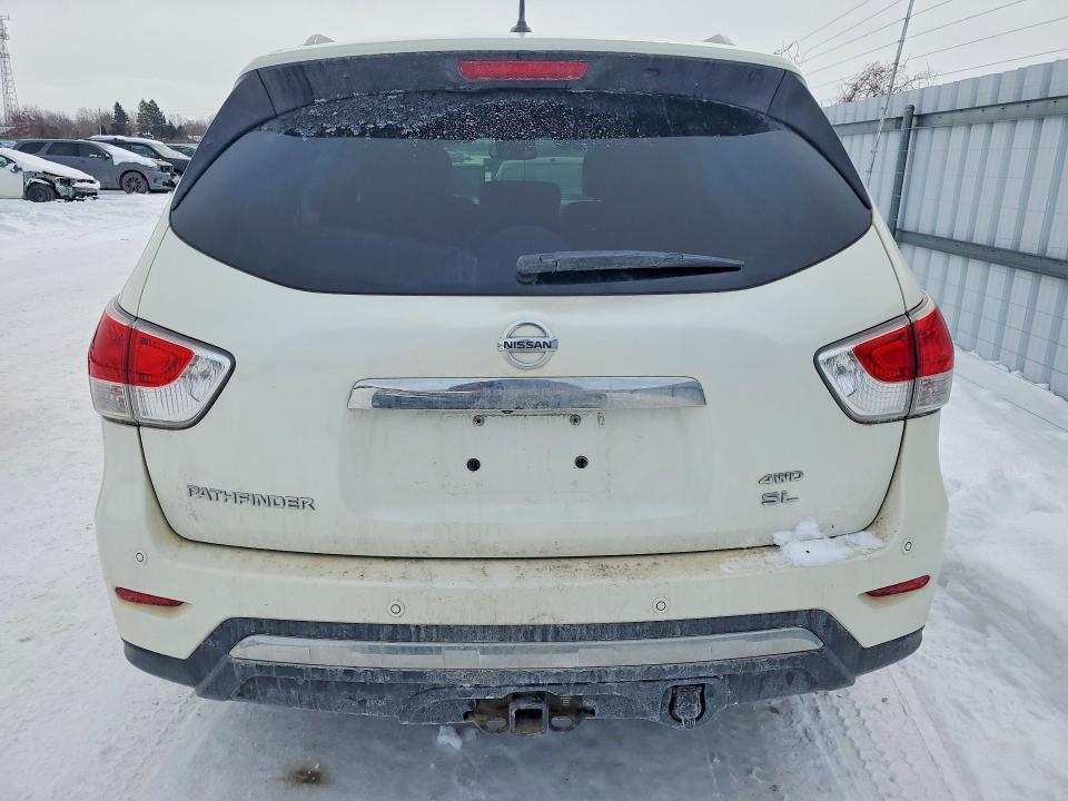 Продажа на аукционе авто 2015 Nissan Pathfinder, vin: 5N1AR2MM4FC705051, номер лота: 75406375