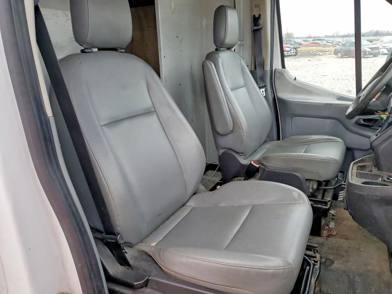 2015 Ford Transit მანქანა იყიდება აუქციონზე, vin: 1FDNR5PM6FKA92208, აუქციონის ნომერი: 77525195