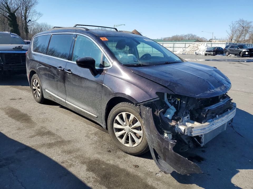 2017 Chrysler Pacifica მანქანა იყიდება აუქციონზე, vin: 2C4RC1BG7HR771460, აუქციონის ნომერი: 76875955