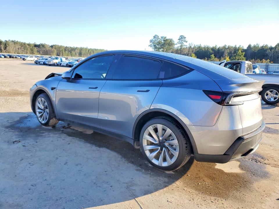 Auction sale of the 2026 Tesla Model Y, vin: 7SAYGDEE3TA411375, lot number: 76200715