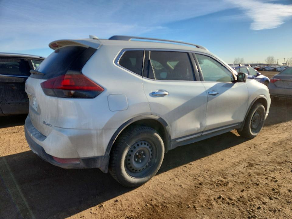 77134335 :رقم المزاد ، 5N1AT2MV9LC785131 vin ، 2020 Nissan Rogue مزاد بيع