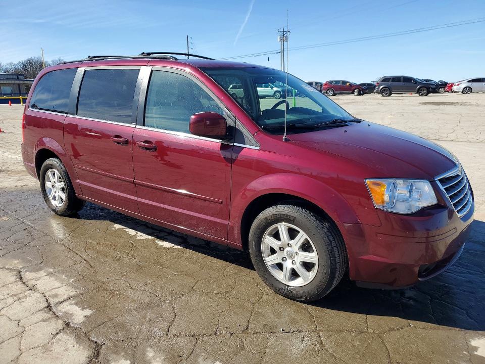 Продажа на аукционе авто 2008 Chrysler Town & Country, vin: 2A8HR54P88R737941, номер лота: 77748705