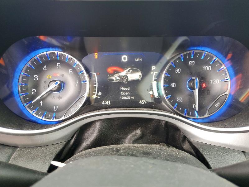 77759055 :رقم المزاد ، 2C4RC1EGXJR227889 vin ، 2018 Chrysler Pacifica مزاد بيع