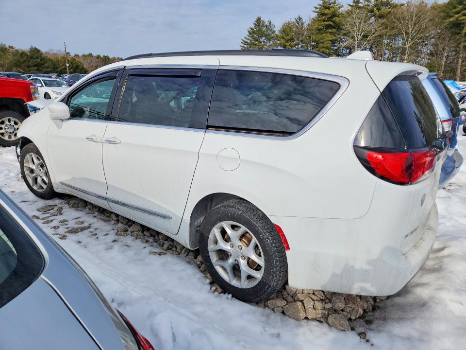 77348195 :رقم المزاد ، 2C4RC1BG3HR503134 vin ، 2017 Chrysler Pacifica مزاد بيع