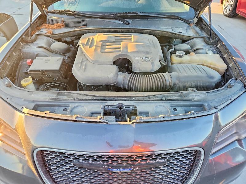 76337235 :رقم المزاد ، 2C3CCAEGXKH555587 vin ، 2019 Chrysler 300 مزاد بيع