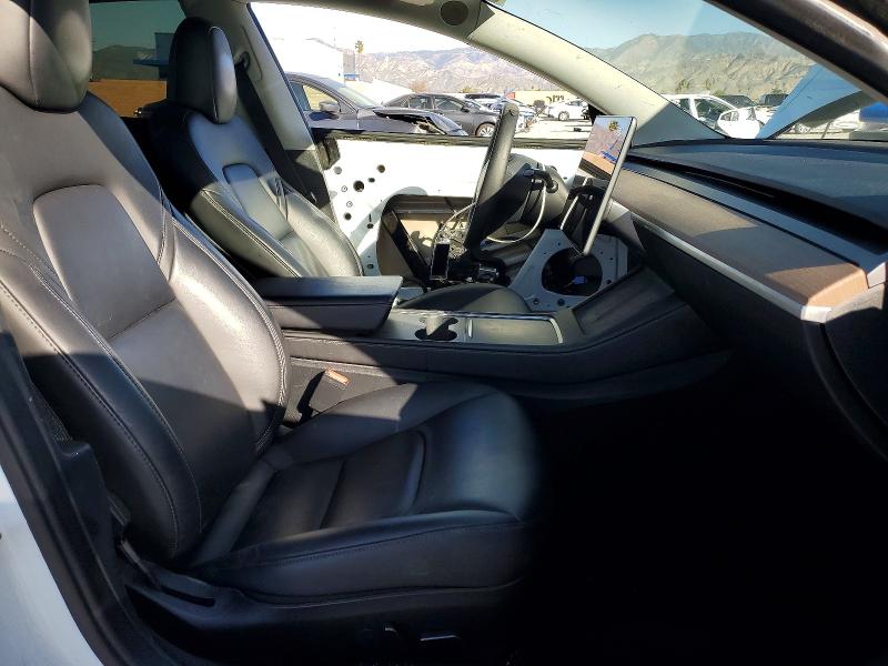 Продажа на аукционе авто 2023 Tesla Model 3, vin: 5YJ3E1EA0PF586149, номер лота: 75552585