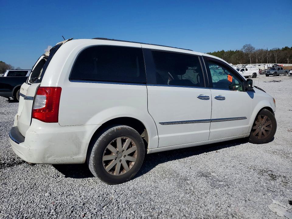 2016 Chrysler Town & Country მანქანა იყიდება აუქციონზე, vin: 2C4RC1BG6GR112140, აუქციონის ნომერი: 77520655