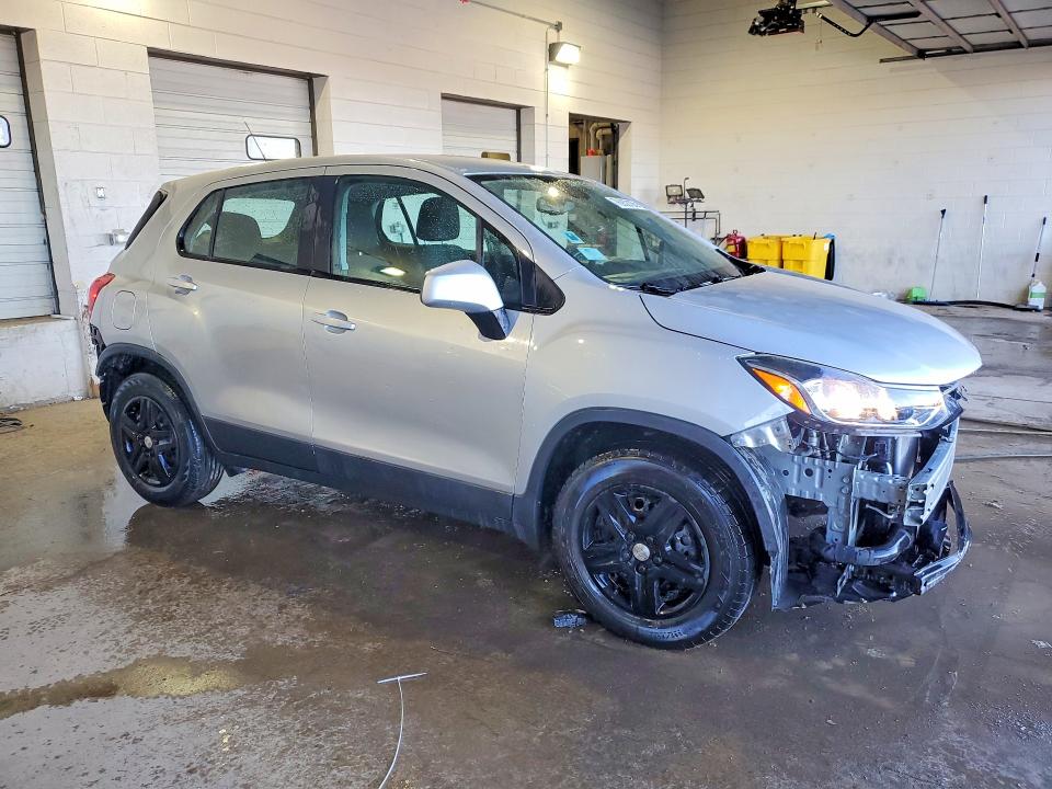 Продаж на аукціоні авто 2018 Chevrolet Trax, vin: 3GNCJKSB0JL351300, номер лоту: 76932185