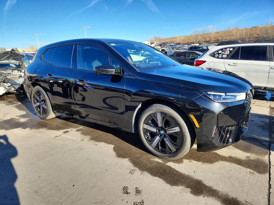 76434495 :رقم المزاد ، WB523CF03SCT67965 vin ، 2025 Bmw Ix مزاد بيع