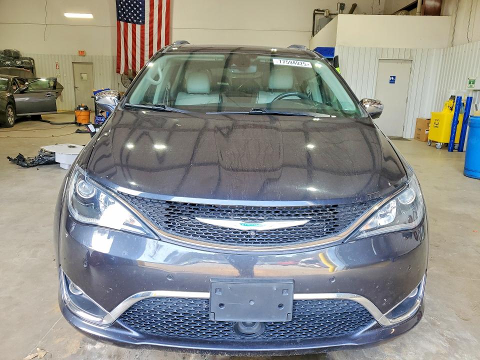77594925 :رقم المزاد ، 2C4RC1N78LR193289 vin ، 2020 Chrysler Pacifica مزاد بيع