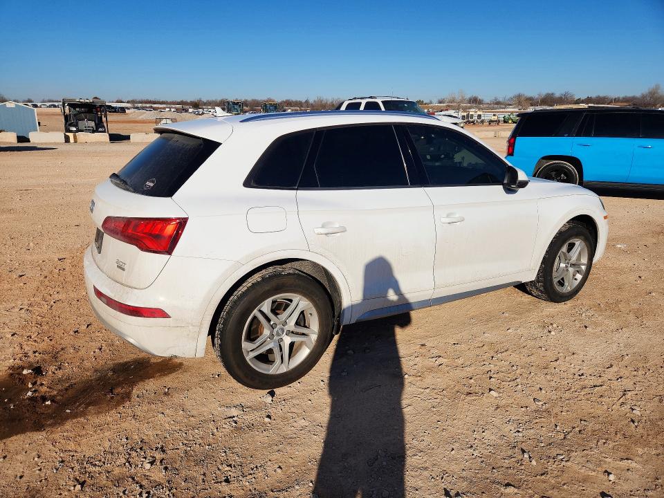 Продажа на аукционе авто 2018 Audi Q5, vin: WA1ANAFY7J2140605, номер лота: 76806105