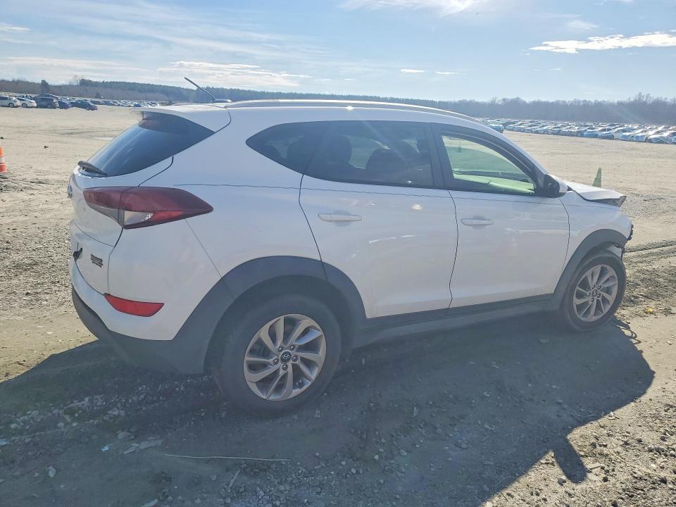76162325 :رقم المزاد ، KM8J33A46GU069563 vin ، 2016 Hyundai Tucson مزاد بيع