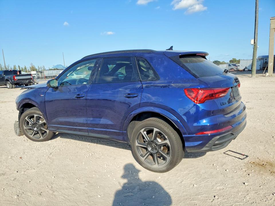 76363335 :رقم المزاد ، WA1EECF32S1079558 vin ، 2025 Audi Q3 Premium مزاد بيع