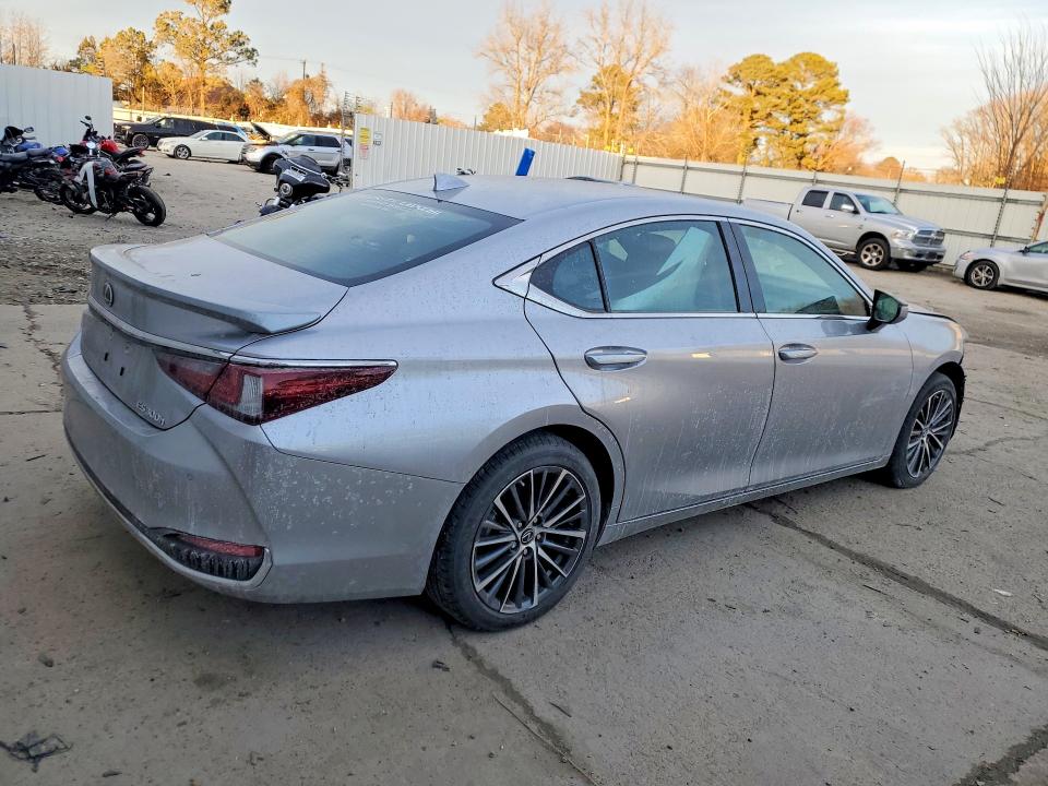 76237815 :رقم المزاد ، 58ADA1C12SU071273 vin ، 2025 Lexus Es300h مزاد بيع