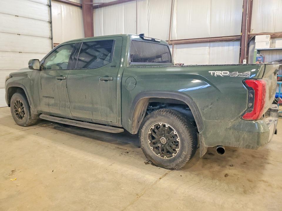 75926945 :رقم المزاد ، 5TFLA5DB4NX002058 vin ، 2022 Toyota Tundra Cre مزاد بيع