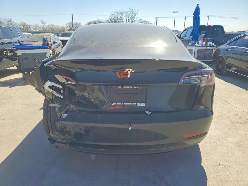 76520135 :رقم المزاد ، 5YJ3E1EA4MF941593 vin ، 2021 Tesla Model 3 مزاد بيع