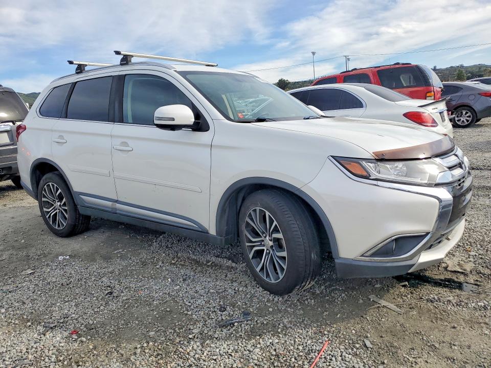 Auction sale of the 2018 Mitsubishi Outlander, vin: JA4AD3A32JZ022785, lot number: 78338225