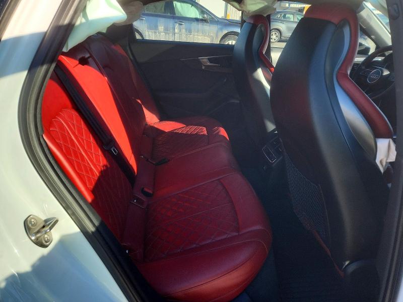 76323665 :رقم المزاد ، WAUB4AF45JA056392 vin ، 2018 Audi S4 مزاد بيع
