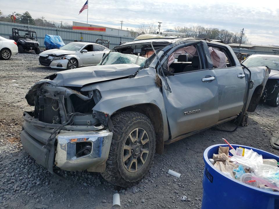 75572845 :رقم المزاد ، 5TFHY5F10KX820422 vin ، 2019 Toyota Tundra مزاد بيع