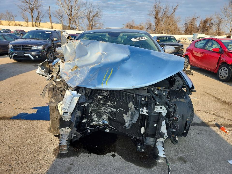Продаж на аукціоні авто 2015 Chrysler 200, vin: 1C3CCCAB4FN715790, номер лоту: 76029575