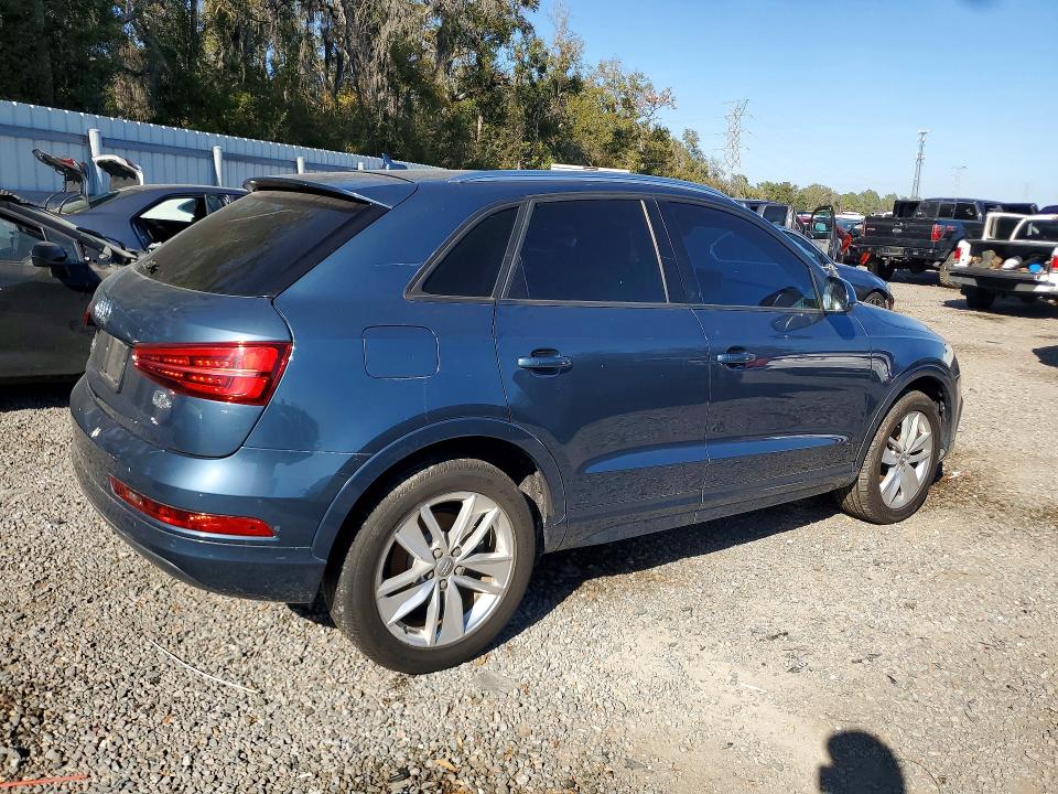 2017 Audi Q3 Premium მანქანა იყიდება აუქციონზე, vin: WA1ECCFS0HR012366, აუქციონის ნომერი: 76673595