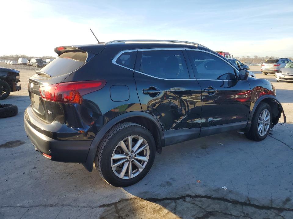 Продажа на аукционе авто 2019 Nissan Rogue Sport, vin: JN1BJ1CP1KW526256, номер лота: 77895375