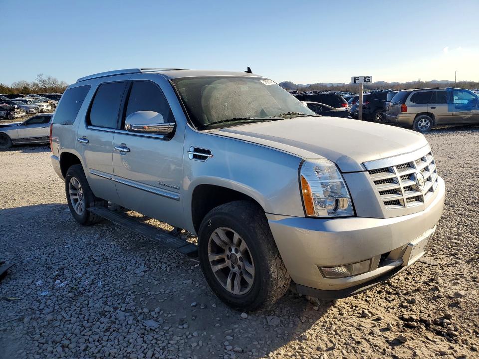2011 Cadillac Escalade მანქანა იყიდება აუქციონზე, vin: 1GYS4CEF9BR389225, აუქციონის ნომერი: 75083435