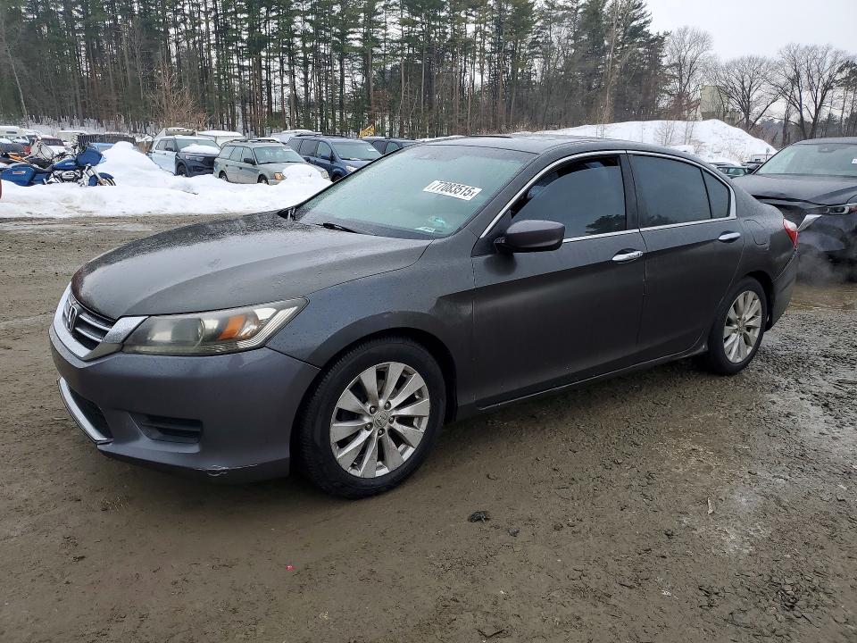 77083515 :رقم المزاد ، 1HGCR2F89DA131067 vin ، 2013 Honda Accord مزاد بيع