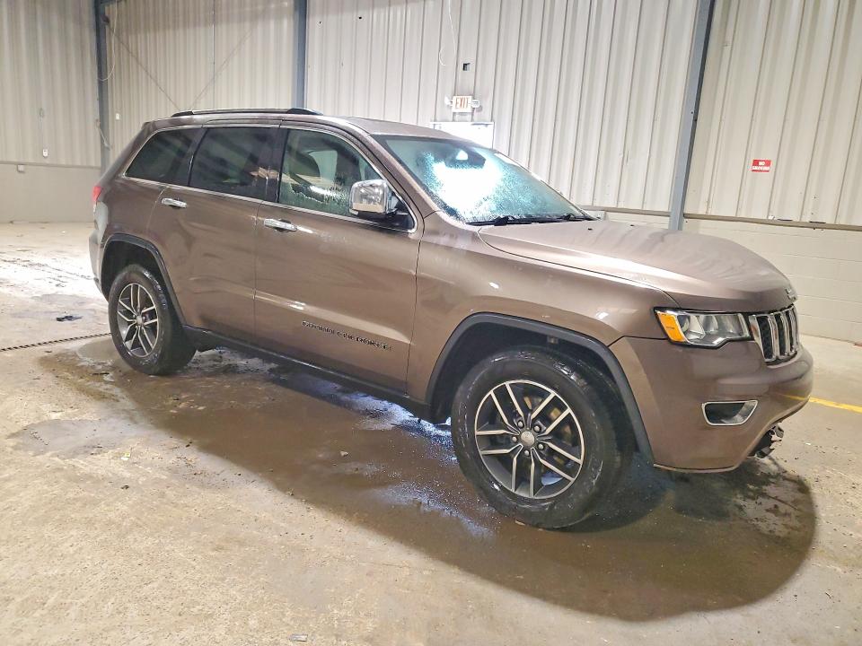 Auction sale of the 2017 Jeep Cherokee, vin: 1C4RJFBG2HC755498, lot number: 79219395