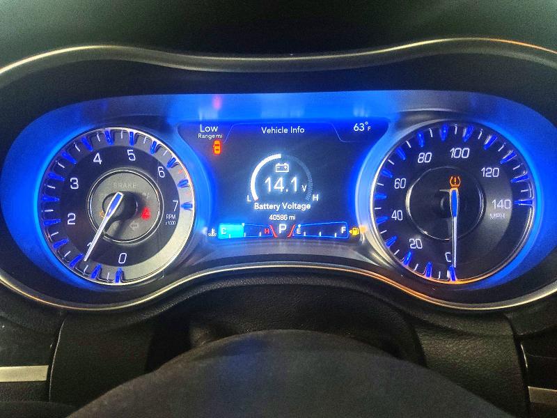 Продажа на аукционе авто 2018 Chrysler 300, vin: 2C3CCAEG1JH120178, номер лота: 78720475