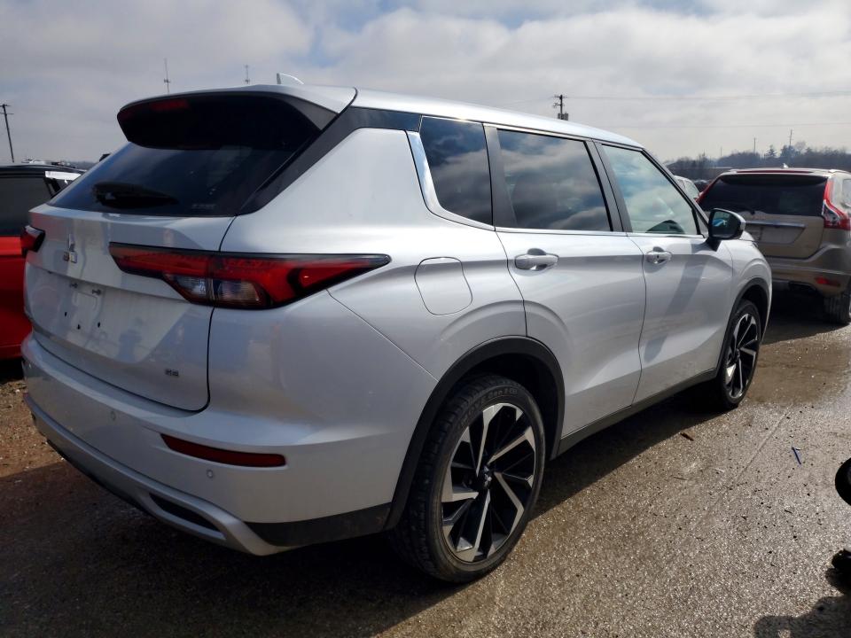 76914885 :رقم المزاد ، JA4J4UA88PZ033400 vin ، 2023 Mitsubishi Outlander مزاد بيع