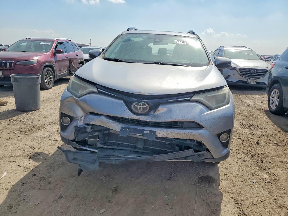 Продажа на аукционе авто 2017 Toyota Rav4, vin: 2T3WFREV9HW384045, номер лота: 77163925